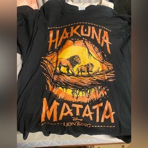 “Hakuna Matata” black t-Shirt. XL. Never worn before!